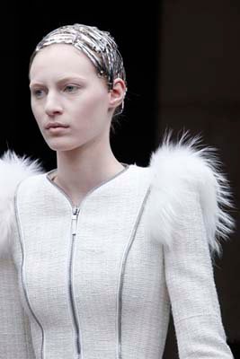 Alexander McQueen F/W 2011 - Julia Nobis