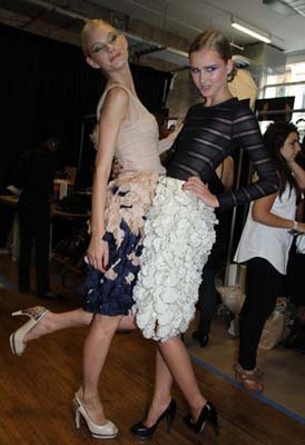 Jason Wu S/S 2011 : Patricia van der Vliet &amp; Lisanne de Jong
