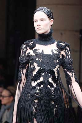 Alexander McQueen F/W 2011 - Suvi Koponen