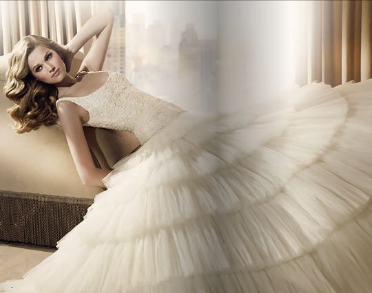 2011 Pronovias catalog