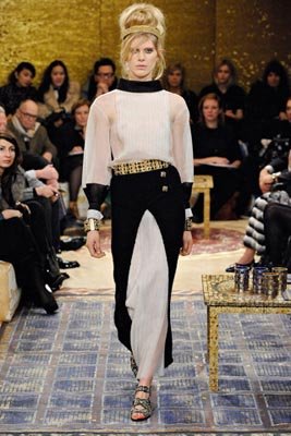 Chanel Paris-Byzance Pre Fall 2011 - Iselin Steiro