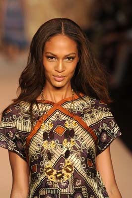 Anna Sui S/S 2011 : Joan Smalls