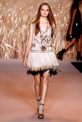 Anna Sui S/S 2011 : Nimue Smit