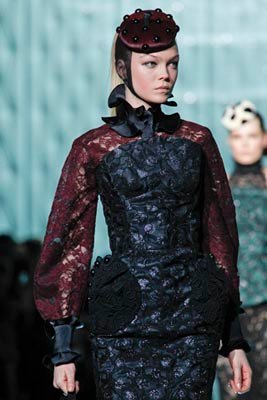 Marc Jacobs F/W 2011 - Siri Tollerod