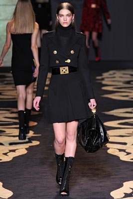 Versace F/W 2011 - Samantha Gradoville