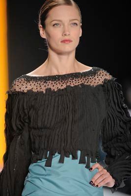 Carolina Herrera F/W 2011 - Karmen Pedaru