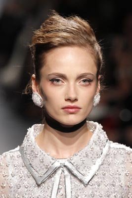 Chanel Haute Couture S/S 2011 - Karmen Pedaru