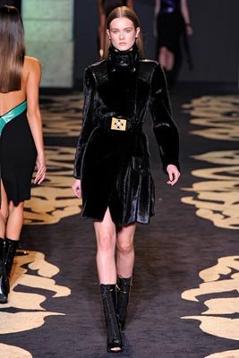 Versace F/W 2011 - Jac