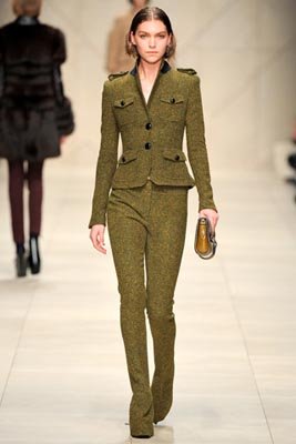 Burberry Prorsum F/W 2011 - Arizona Muse