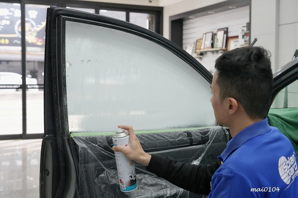 群展汽車隔熱紙～高端紙格菱威汽車隔熱紙，防曬、隱蔽性佳、省預