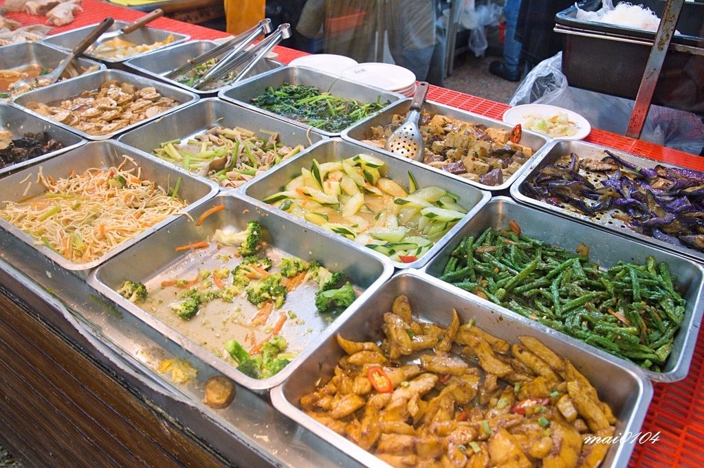 中壢鴨肉推薦｜豪爽鴨鴨肉專賣店中壢元化店～每月1號免費吃鴨肉