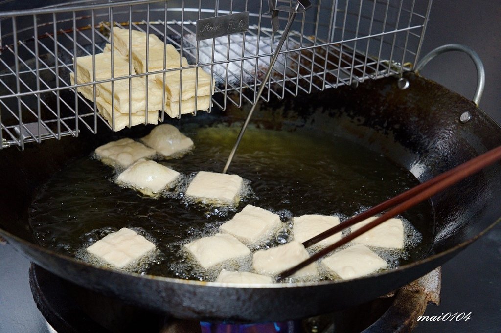 台北萬華｜十八號店臭豆腐萬華華西店～華西街夜市必吃臭豆腐，共