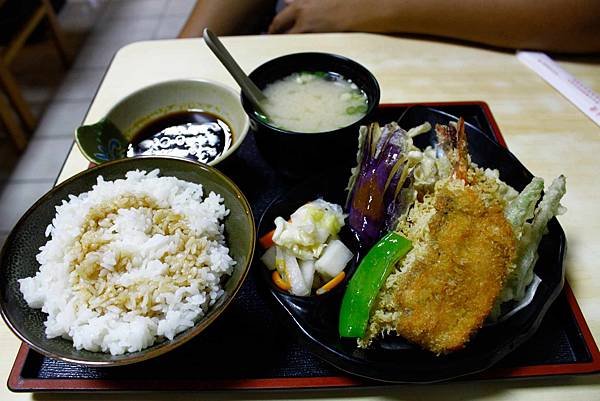 石川炸蝦飯.jpg