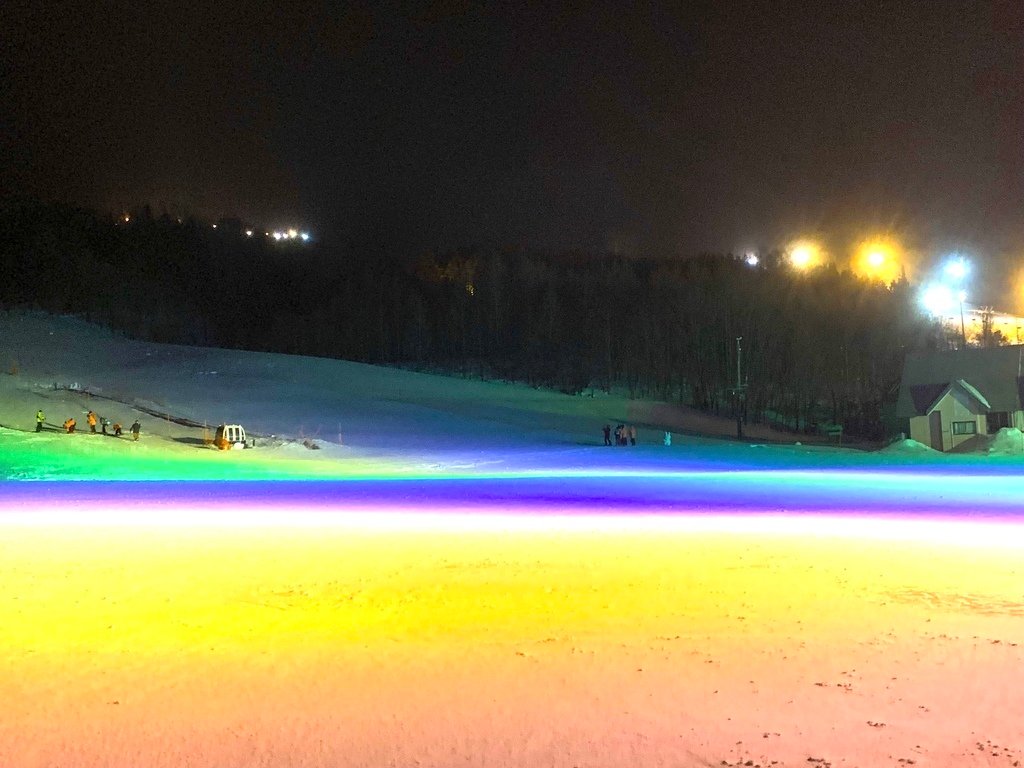 ＜日本＞2023全家人解封日本行~星野磐梯山滑雪 夜晚比白天