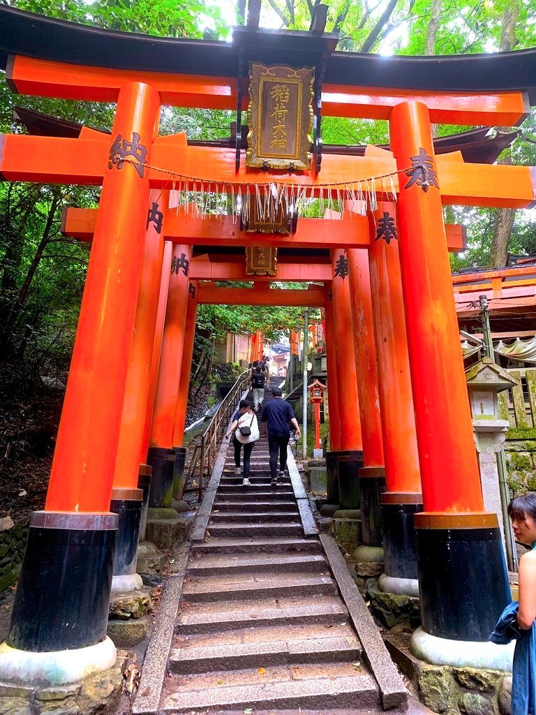 ＜日本＞2023關西~伏見稻荷大社、稻荷茶寮、東丸神社