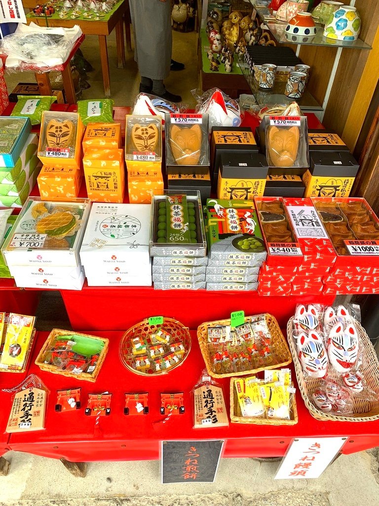 ＜日本＞2023關西~伏見稻荷大社、稻荷茶寮、東丸神社