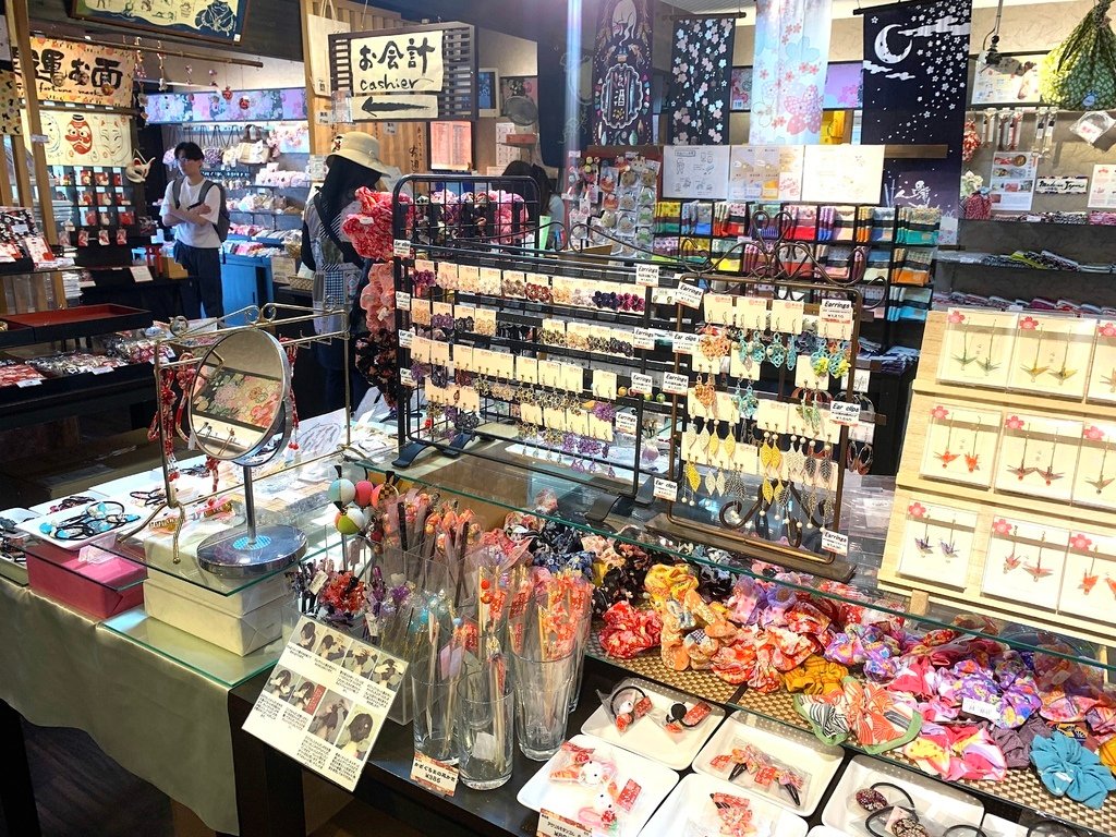 ＜日本＞2023關西~伏見稻荷大社、稻荷茶寮、東丸神社