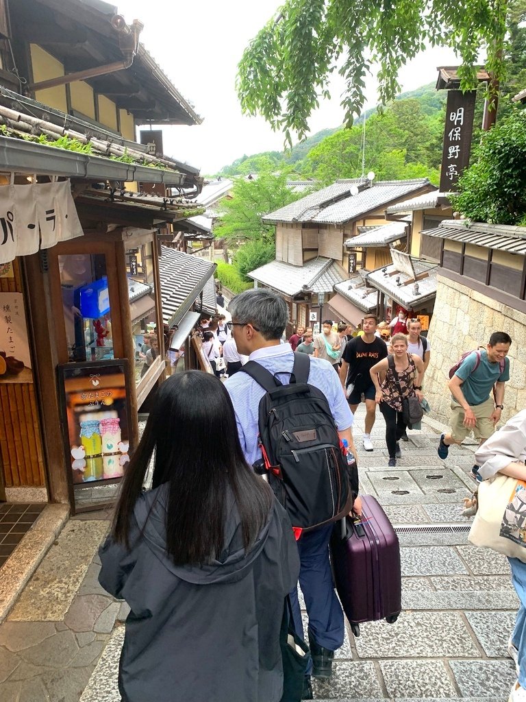 ＜日本＞2023關西~京都清水寺、慵懶的榻榻米星巴克