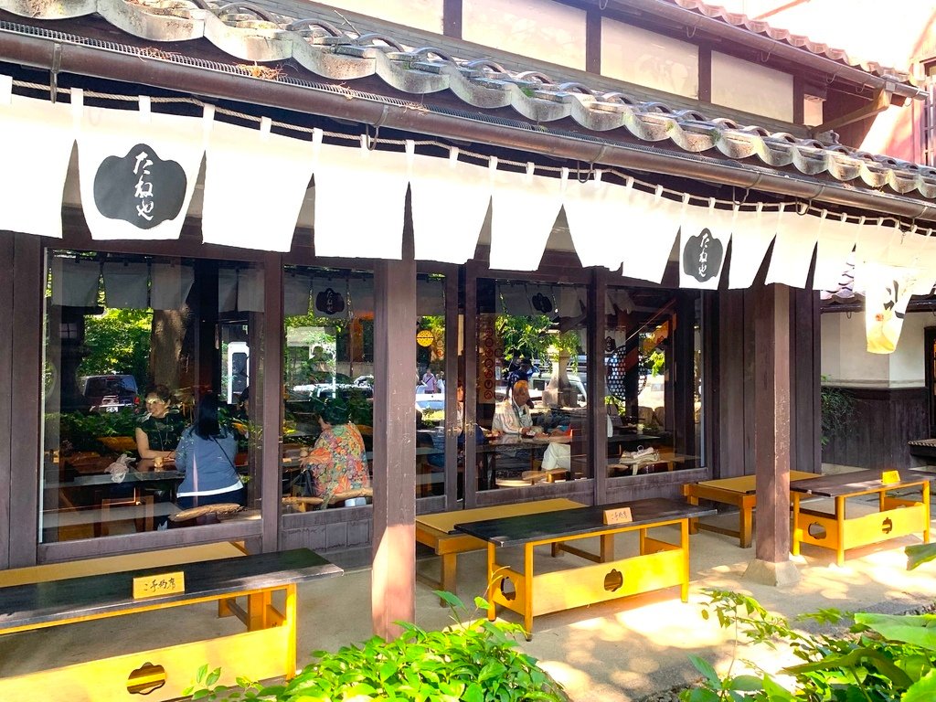 ＜日本＞2023關西~初雪食堂、八幡宮展望台、日弁禮八幡宮、