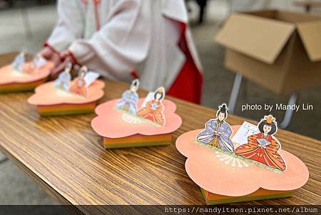 【活動】日本「女兒節」，上賀茂神社紙娃娃放水流活動