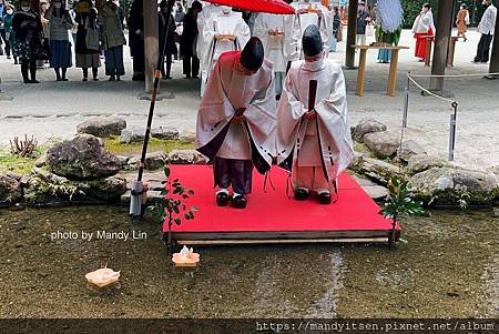 【活動】日本「女兒節」，上賀茂神社紙娃娃放水流活動