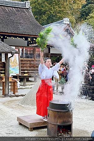 【活動】日本「女兒節」，上賀茂神社紙娃娃放水流活動