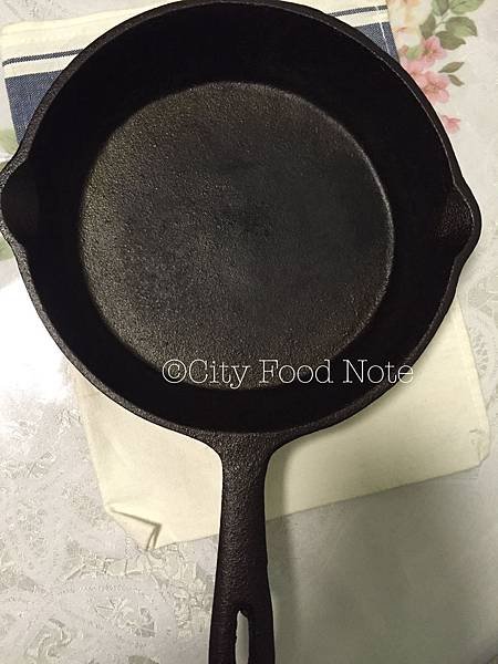 鑄鐵煎鍋 cast iron skillet