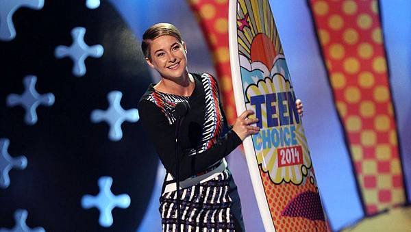 shailene_woodley_win