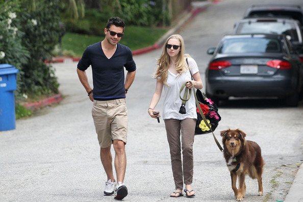 Dominic+Cooper+Amanda+Seyfried+Amanda+Seyfriend+ShKX6Hx9PsCl