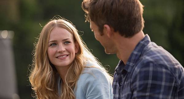 The-Longest-Ride-12-Britt-Robertson-and-Scott-Eastwood