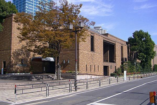 800px-The_Museum_of_Oriental_Ceramics_Osaka01bs2001.jpg