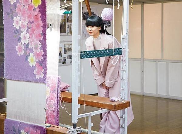 0228kashiyuka01_666.jpg
