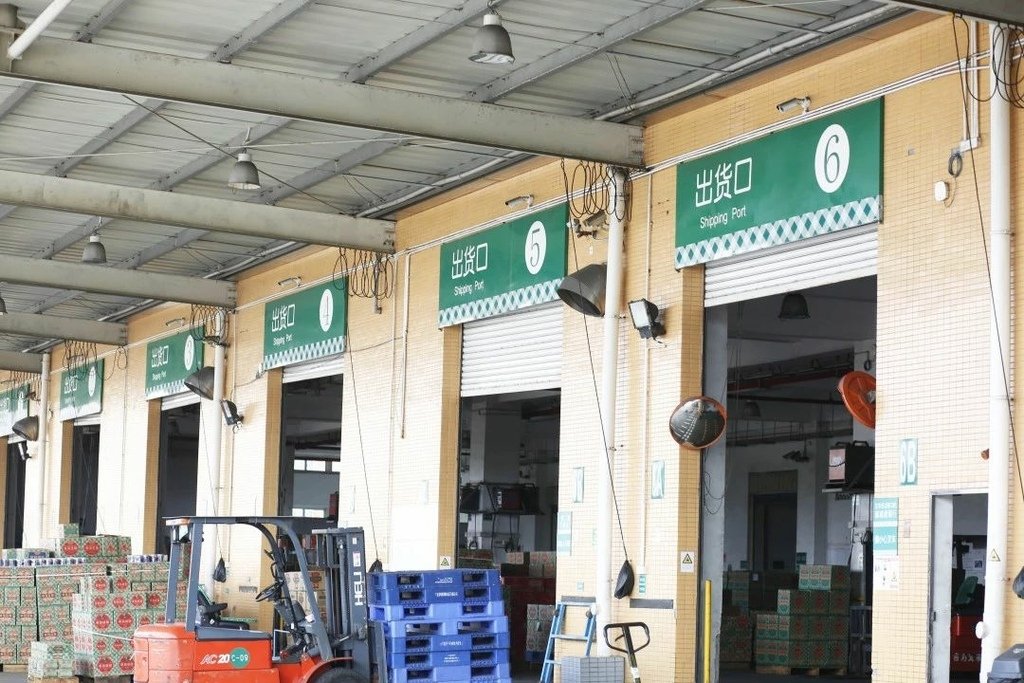 15 就成了“绿格子”工厂.jpg