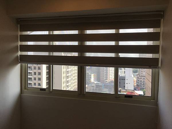 台中調光捲簾~米勒窗簾-TEL 04-23891612 手機