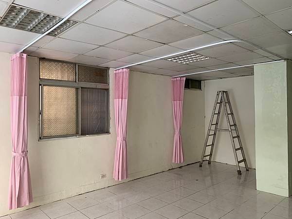 台中隔簾-米勒窗簾~TEL 04-23891612 手機09