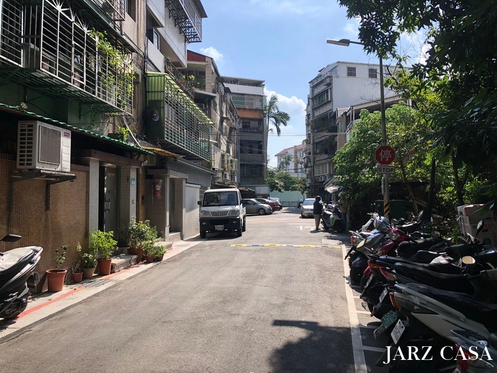 JARZ-傢俬工坊-001.JPEG