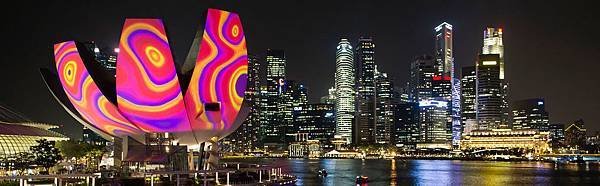 藝術科學博物館夜景.jpg