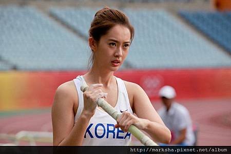 Ara-Goh-in-Pacemaker-2011-Movie-Image-4