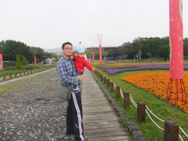 2011_1130_mark_011.jpg