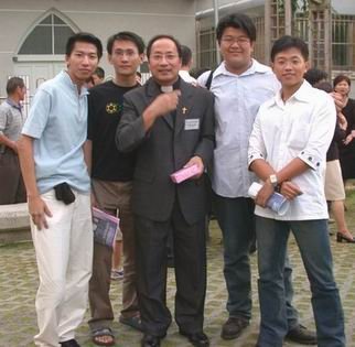 2003年老爹鳳山教會就任