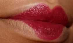 draft_lens11851061module123102201photo_1285891798cupids-bow-lips.png