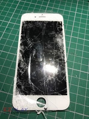 IPHONE 6S面板破裂