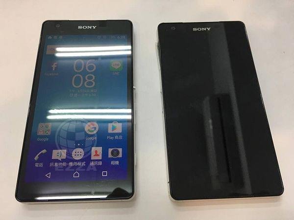 Sony Z2A觸控會自己按)