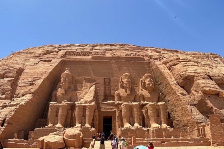 阿布辛貝神殿Abu Simbel.jpg