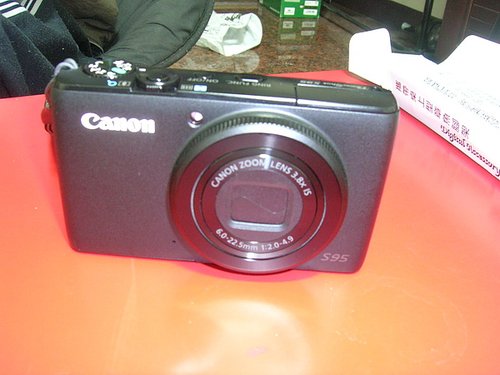 開箱 CANON S95