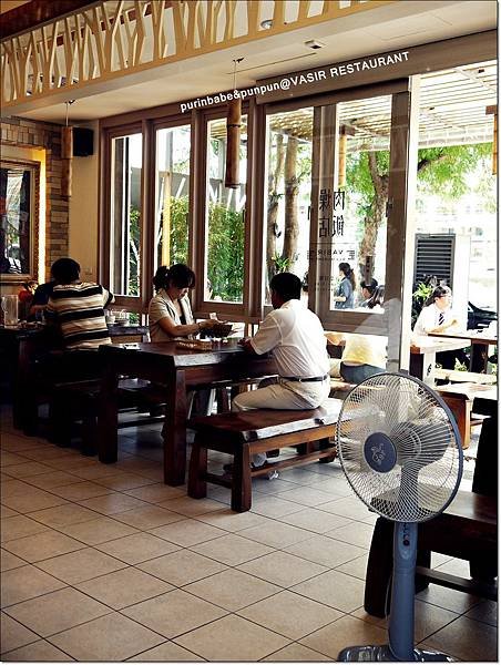 8店內.JPG