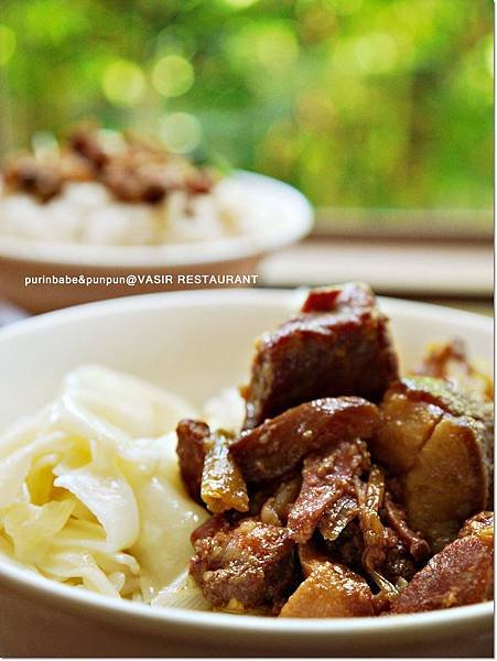 25爌肉飯.JPG