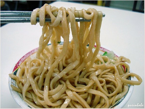 9拌勻後麵條.jpg