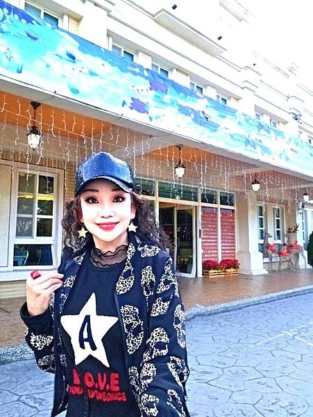 2013.12.26 孫女直排輪比賽 🛹 爺奶爸媽齊觀賽 👨