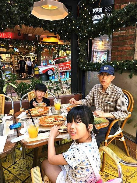 2024.5.3～5.5 沖繩之旅 美國村商業區